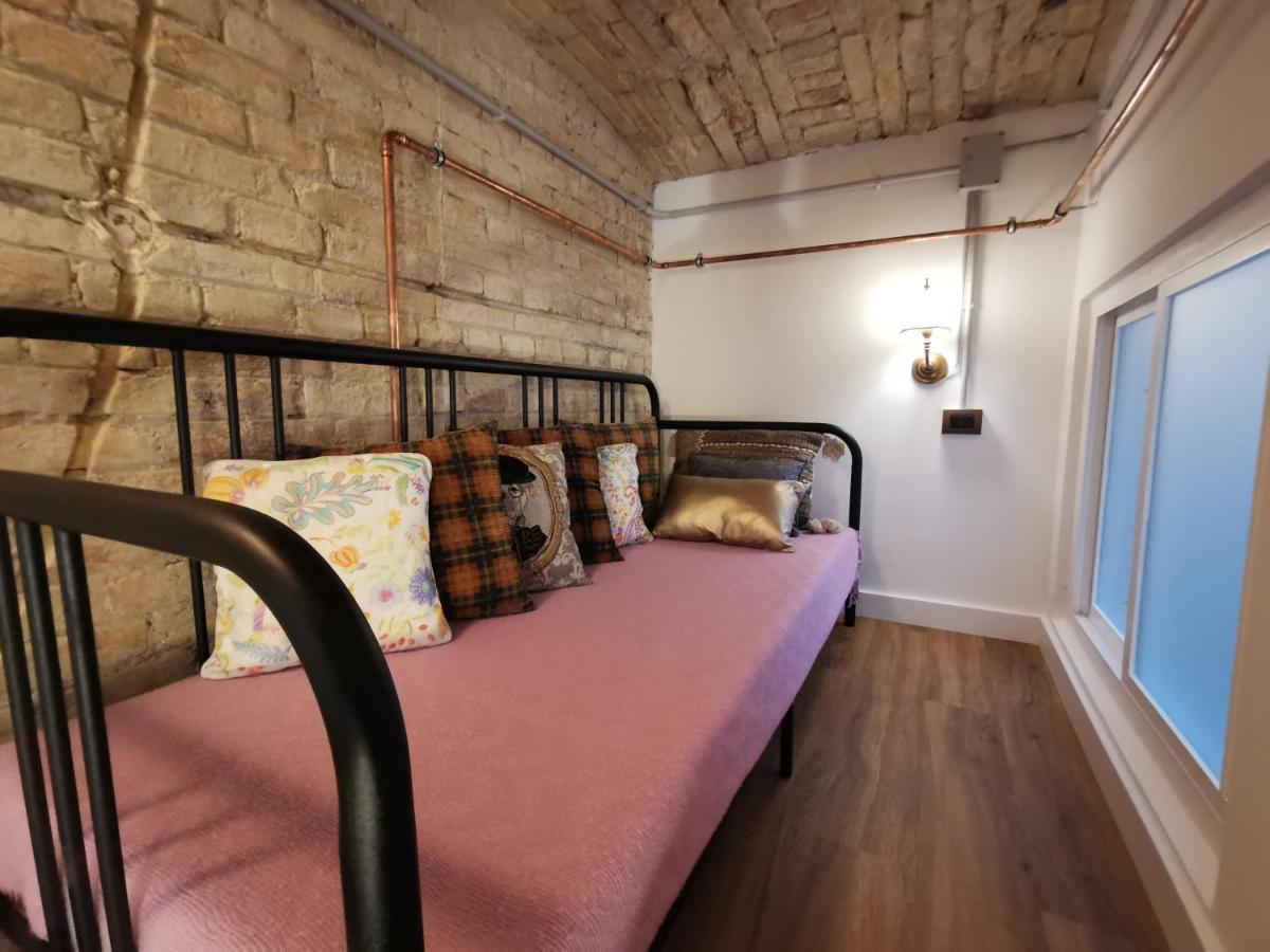 דירות בודפשט The Address Loft 22Ppl מראה חיצוני תמונה