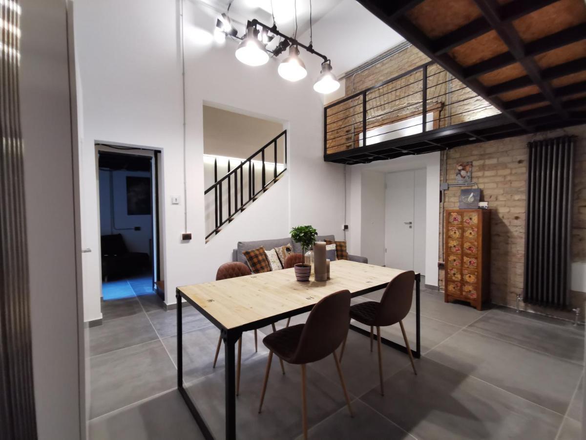 דירות בודפשט The Address Loft 22Ppl מראה חיצוני תמונה